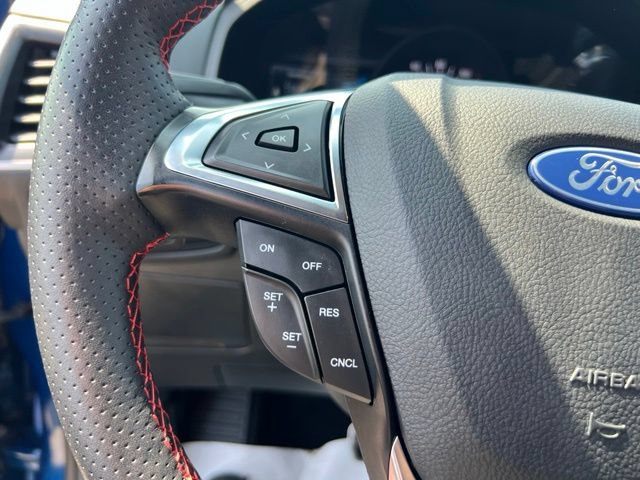 Certified 2024 Ford Edge ST-Line AWD/4WD image 9