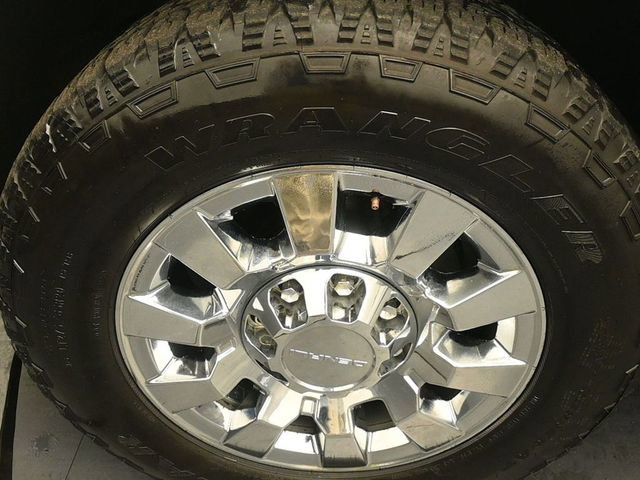 Used 2019 GMC Sierra 2500 Denali image 14