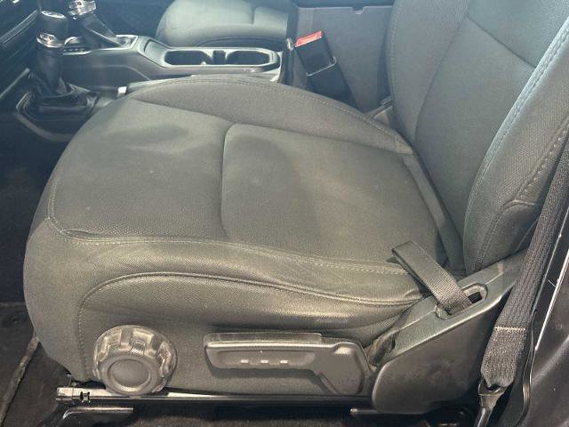 Used 2021 Jeep Wrangler Sport image 18