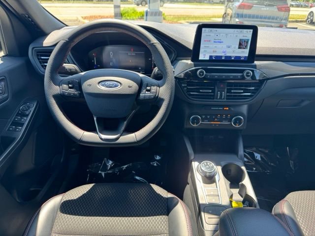 Certified 2026 Ford Escape ST-Line AWD/4WD image 19