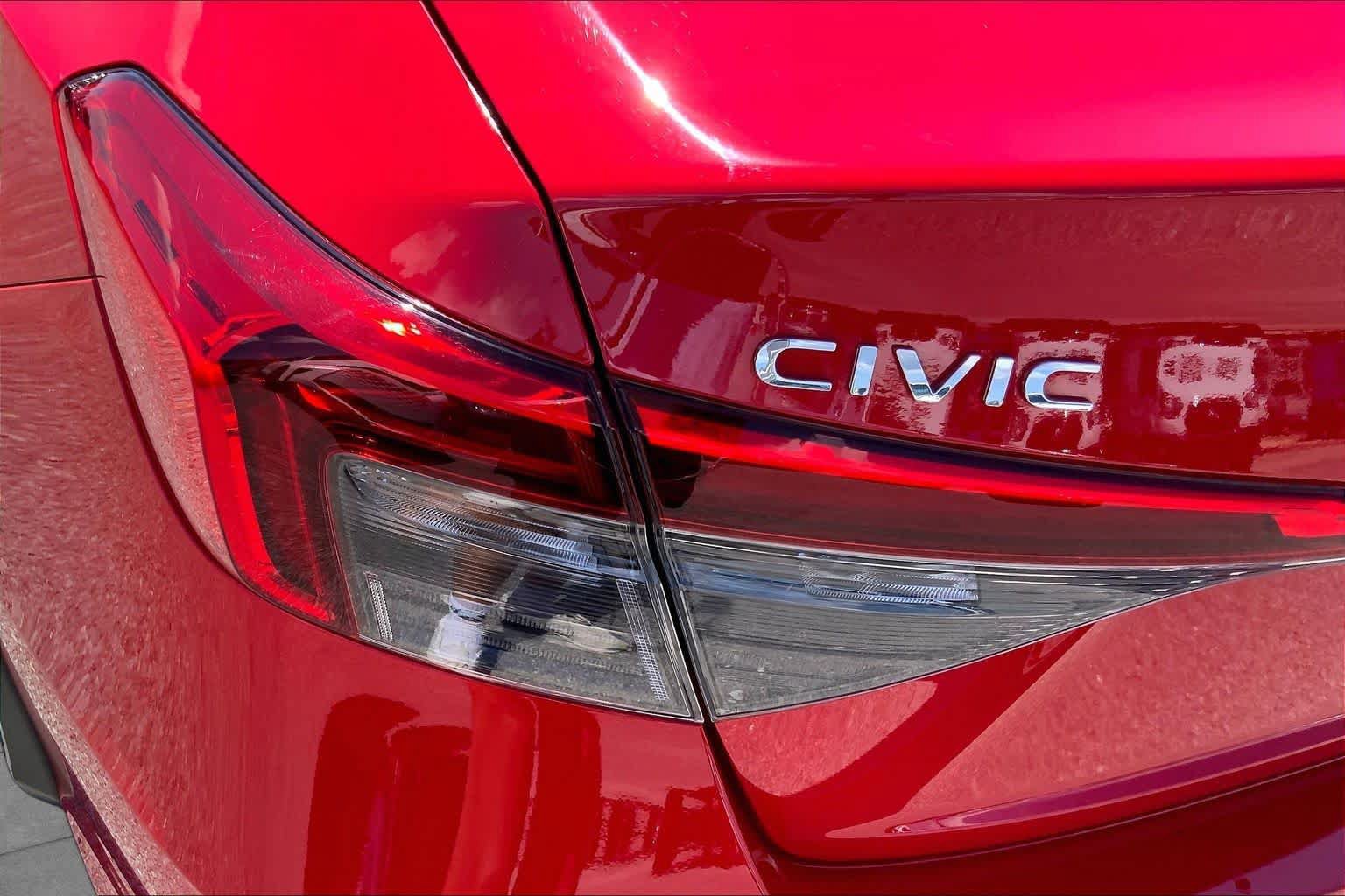 Used 2024 Honda Civic Sport image 29