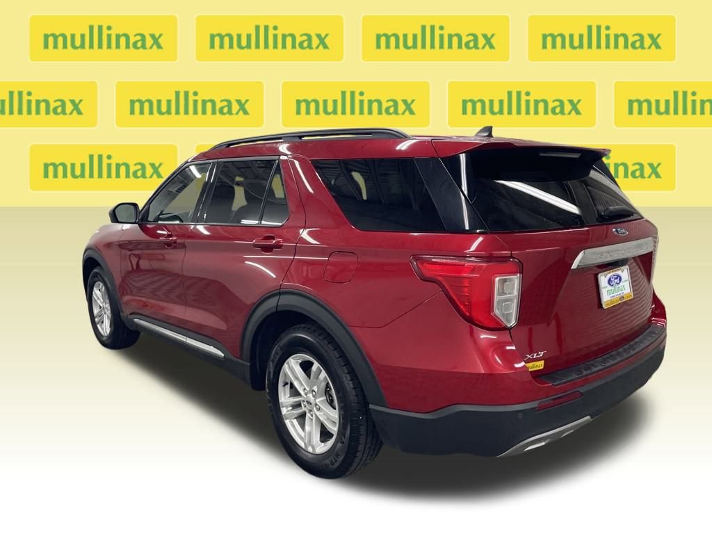 Certified 2023 Ford Explorer XLT w/ Equipment Group 202A image 10