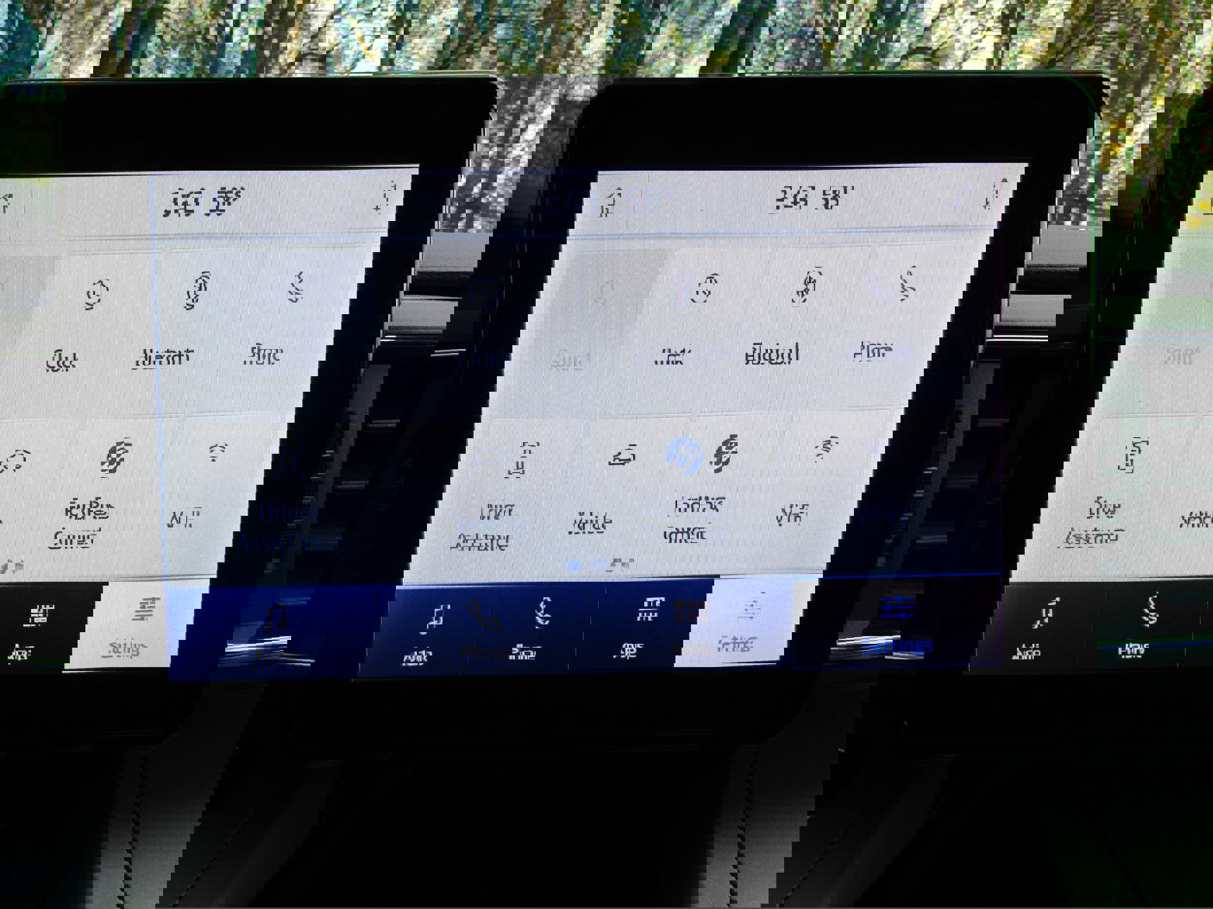 Certified 2023 Ford Explorer XLT w/ Equipment Group 202A image 34