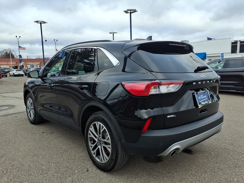 Certified 2022 Ford Escape SEL image 5