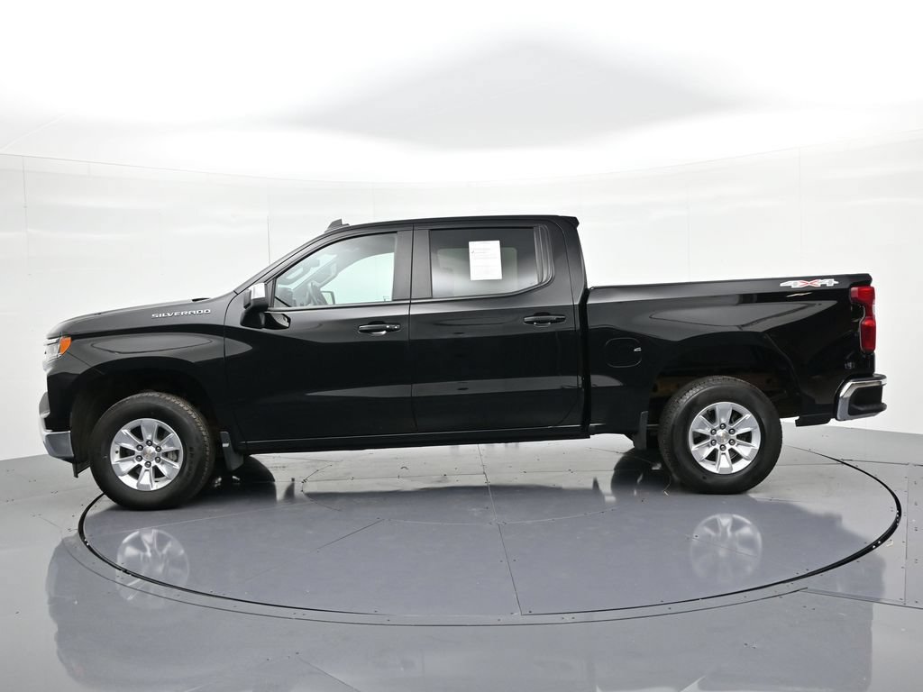 Used 2025 Chevrolet Silverado 1500 LT AWD/4WD image 9