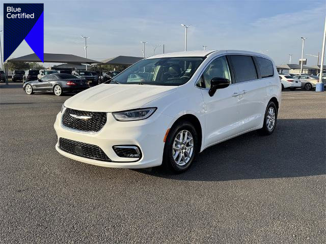 Used 2024 Chrysler Pacifica Touring-L