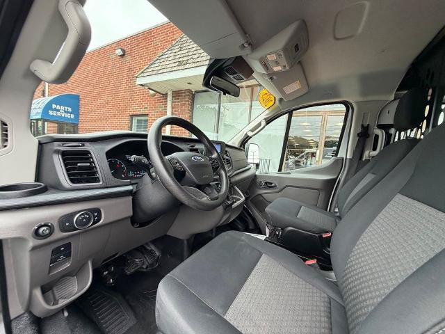 Certified 2025 Ford Transit 250 Low Roof w/ Exterior Upgrade Package RWD image 9