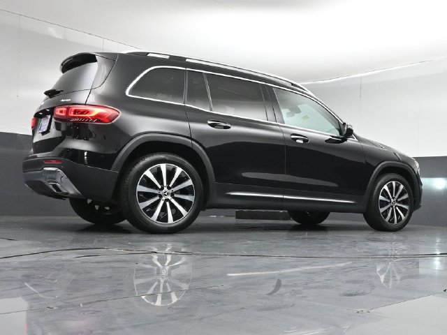 Used 2023 Mercedes-Benz GLB 250 4MATIC image 43