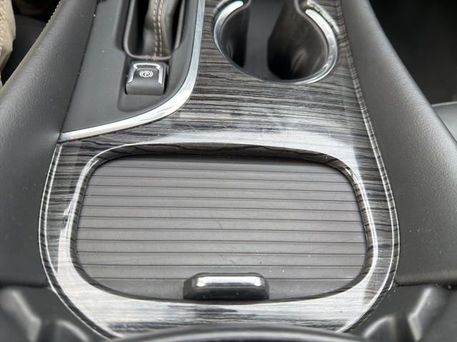 Used 2017 Buick Envision Essence image 34