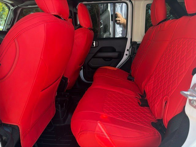 Used 2020 Jeep Wrangler Unlimited Sahara w/ Uconnect 4C Nav & Sound Group AWD/4WD image 13