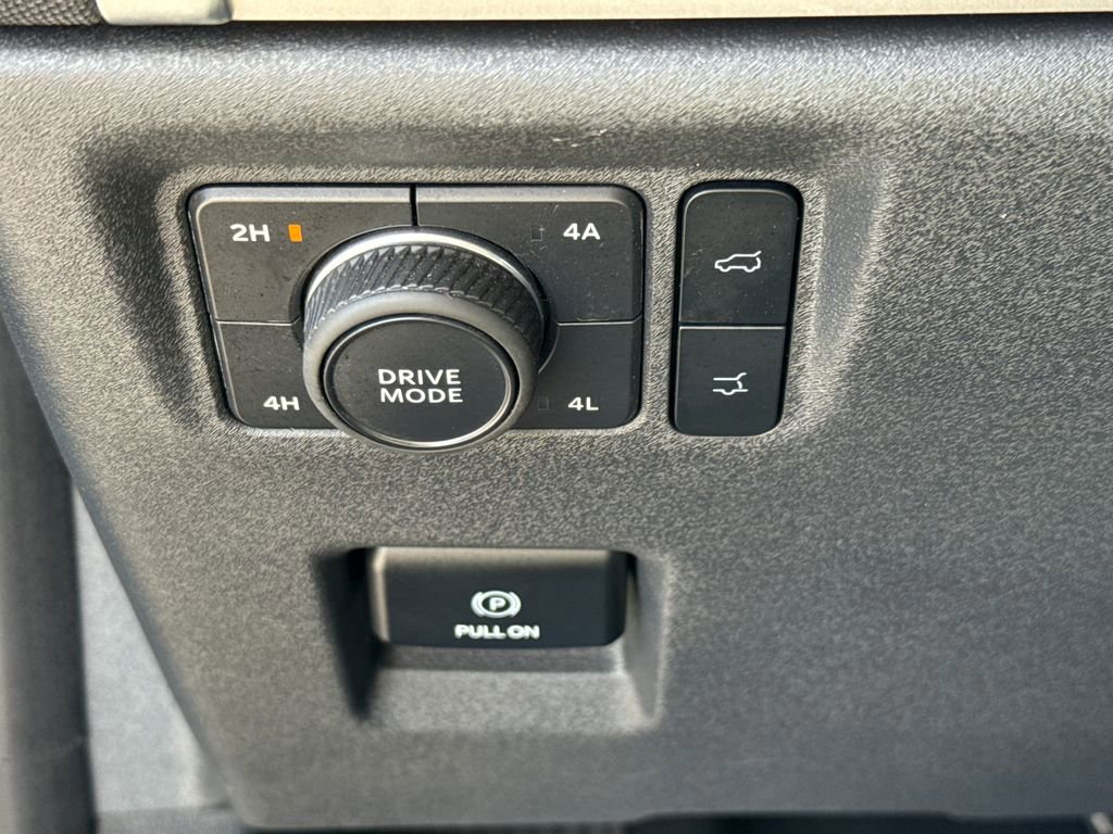 Certified 2025 Ford Expedition Max Active image 14