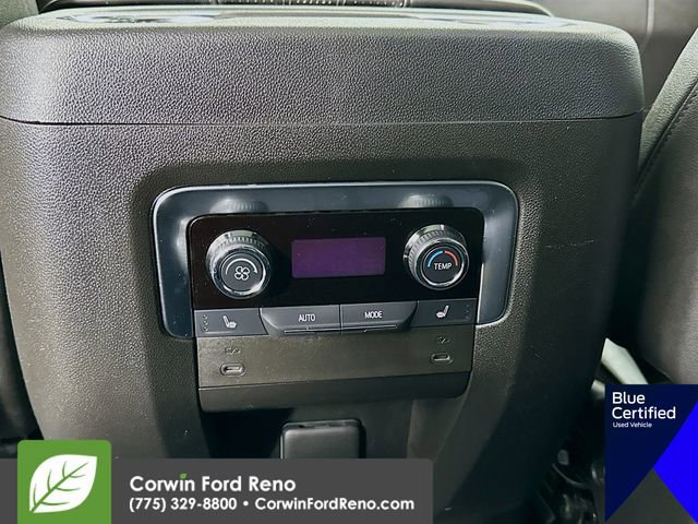 Used 2025 Chevrolet Suburban High Country image 30