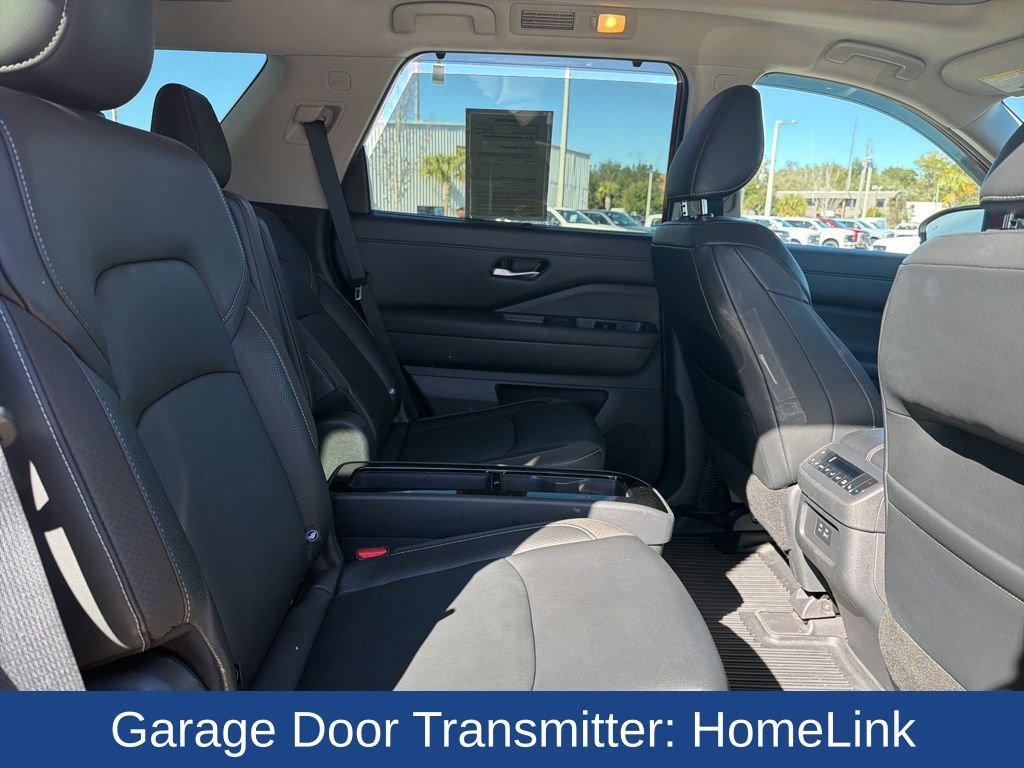 Used 2022 Nissan Pathfinder SL w/ SL Premium Package image 30