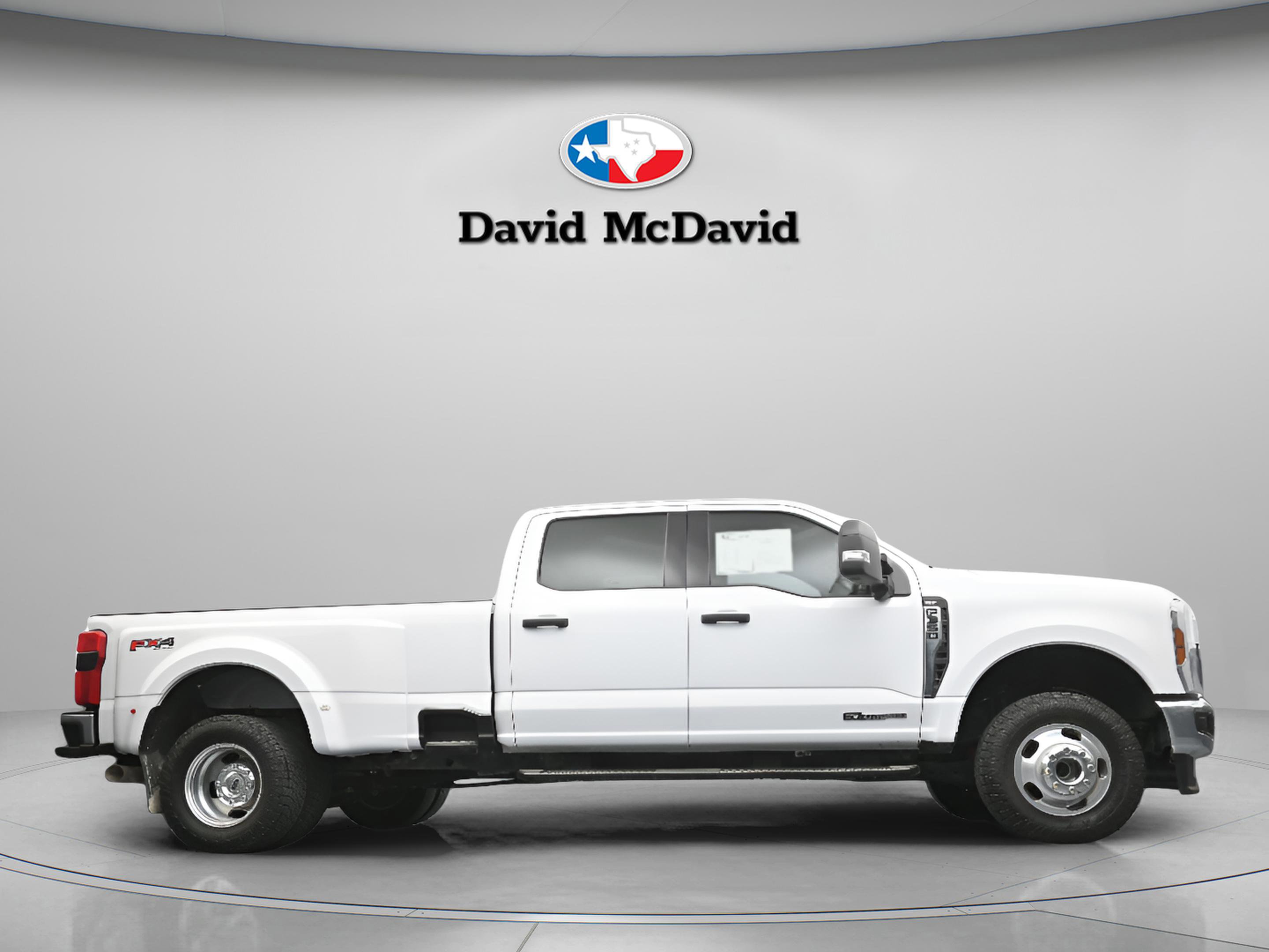 Certified 2024 Ford F350 XLT w/ 360-Degree Camera Package image 17