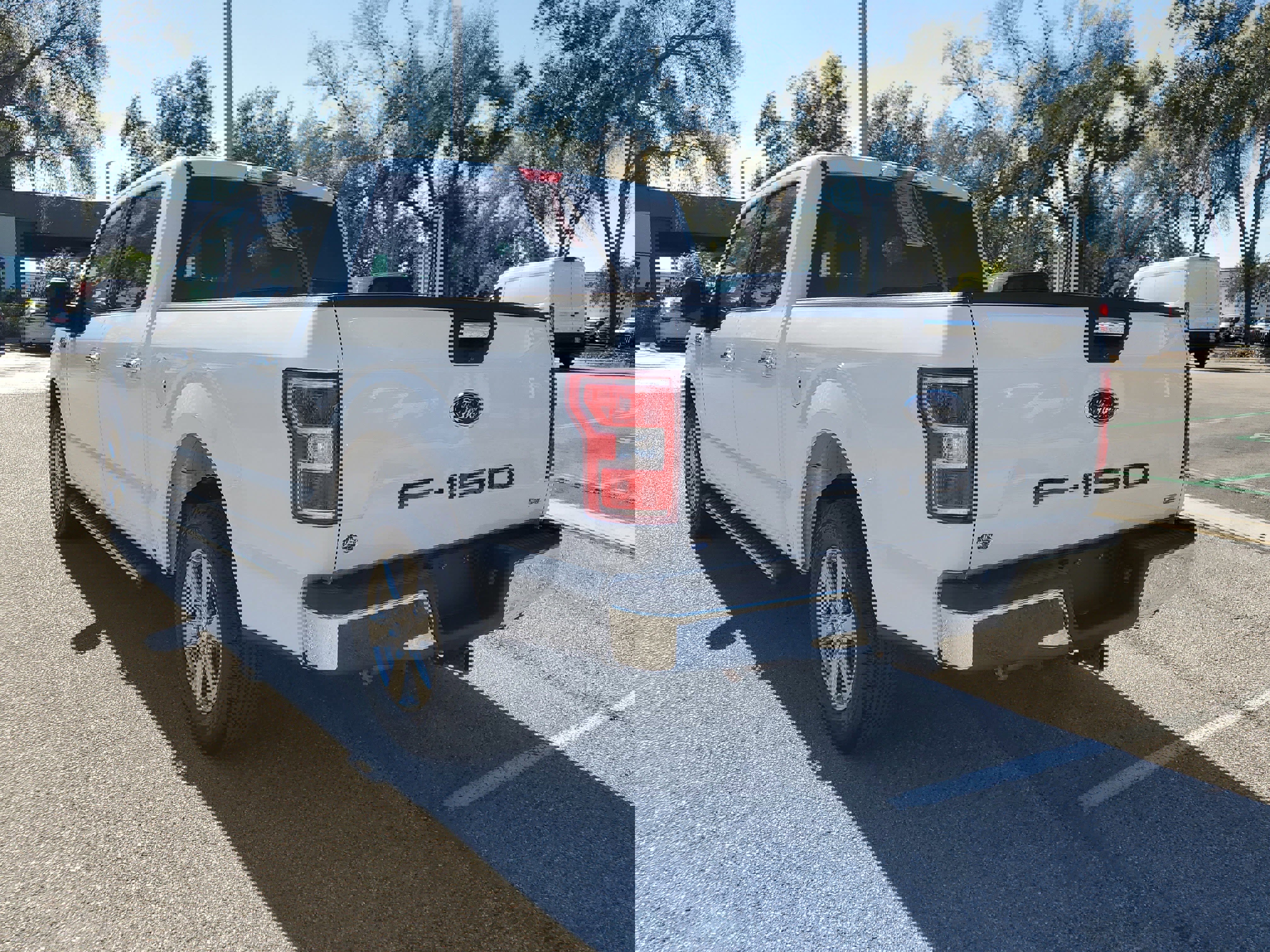 Certified 2020 Ford F150 XLT w/ Equipment Group 302A Luxury image 3