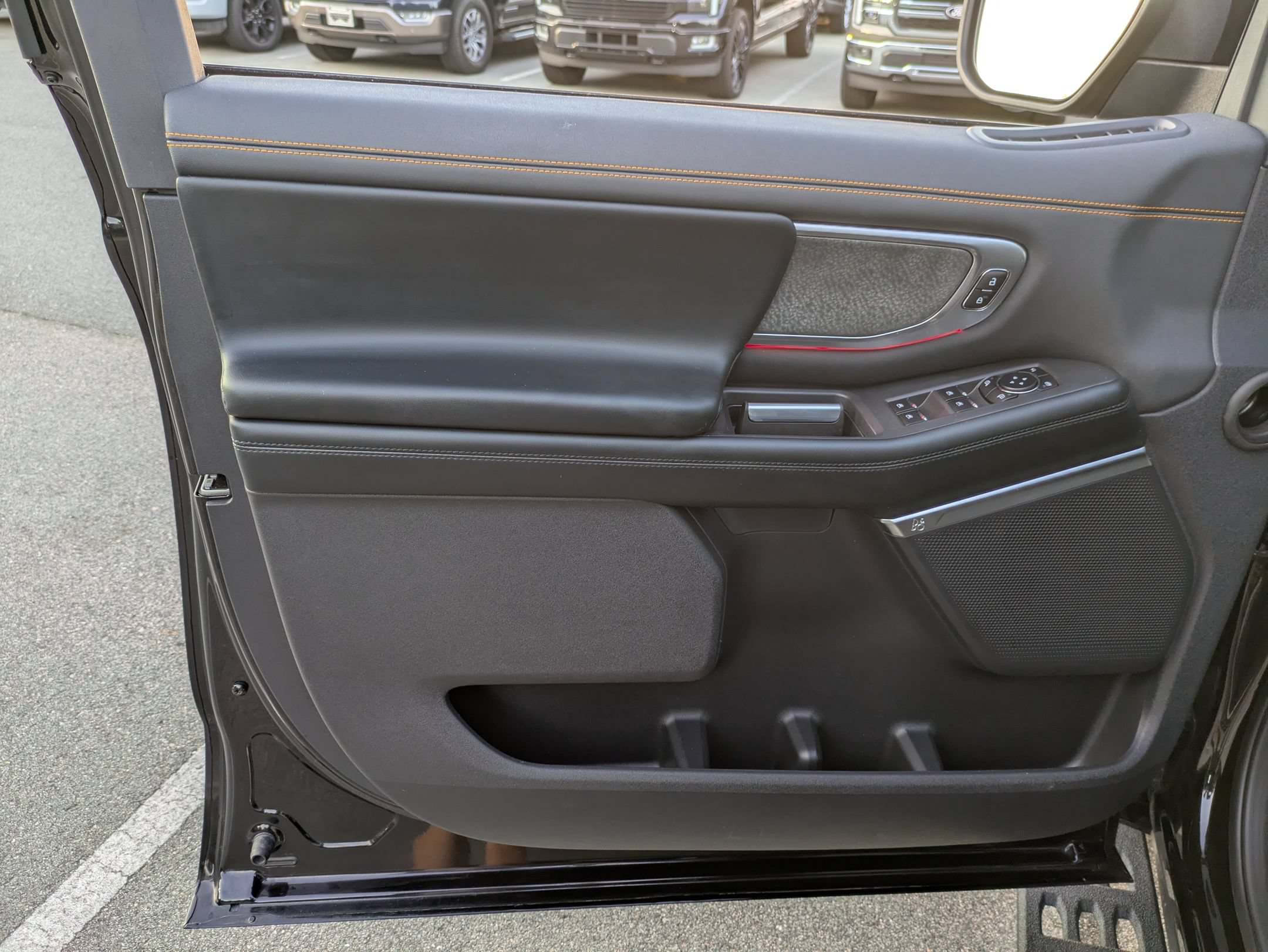 Certified 2026 Ford Expedition Tremor AWD/4WD image 15