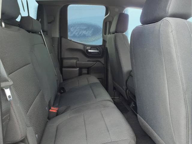 Used 2020 Chevrolet Silverado 1500 Custom w/ Custom Value Package AWD/4WD image 15