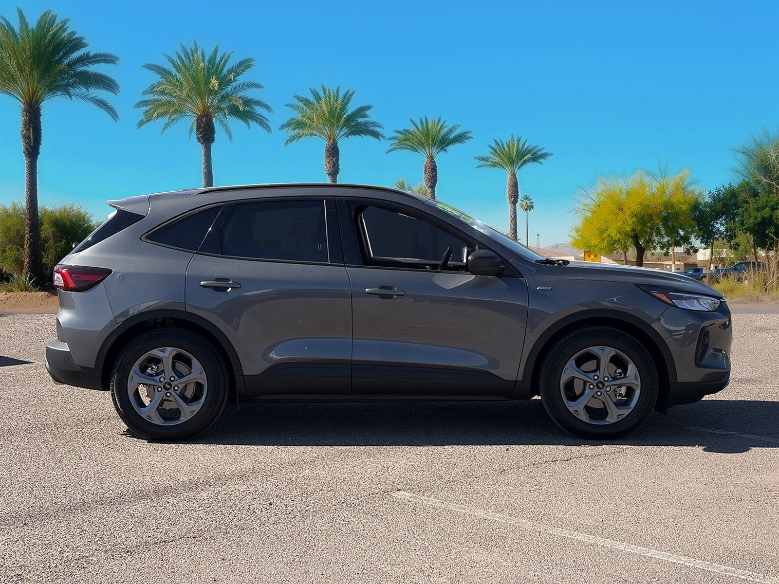 Certified 2025 Ford Escape ST-Line w/ Tech Pack #1 FWD image 7