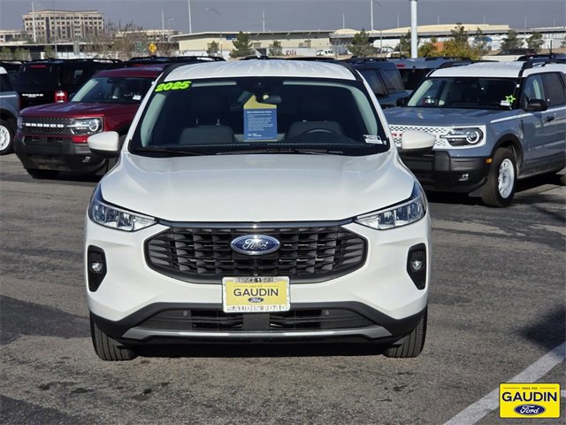 Certified 2025 Ford Escape PHEV w/ Class II Trailer Tow Package image 8