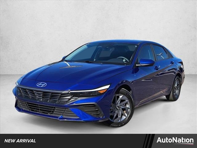 Used 2024 Hyundai Elantra SEL image 7