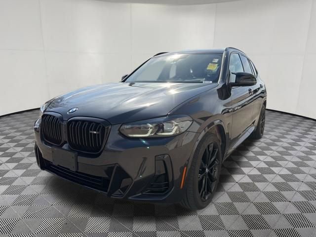 Used 2024 BMW X3 M40i w/ Premium Package image 13