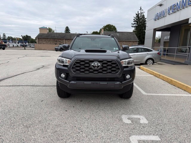 Used 2020 Toyota Tacoma 4x4 Double Cab image 3