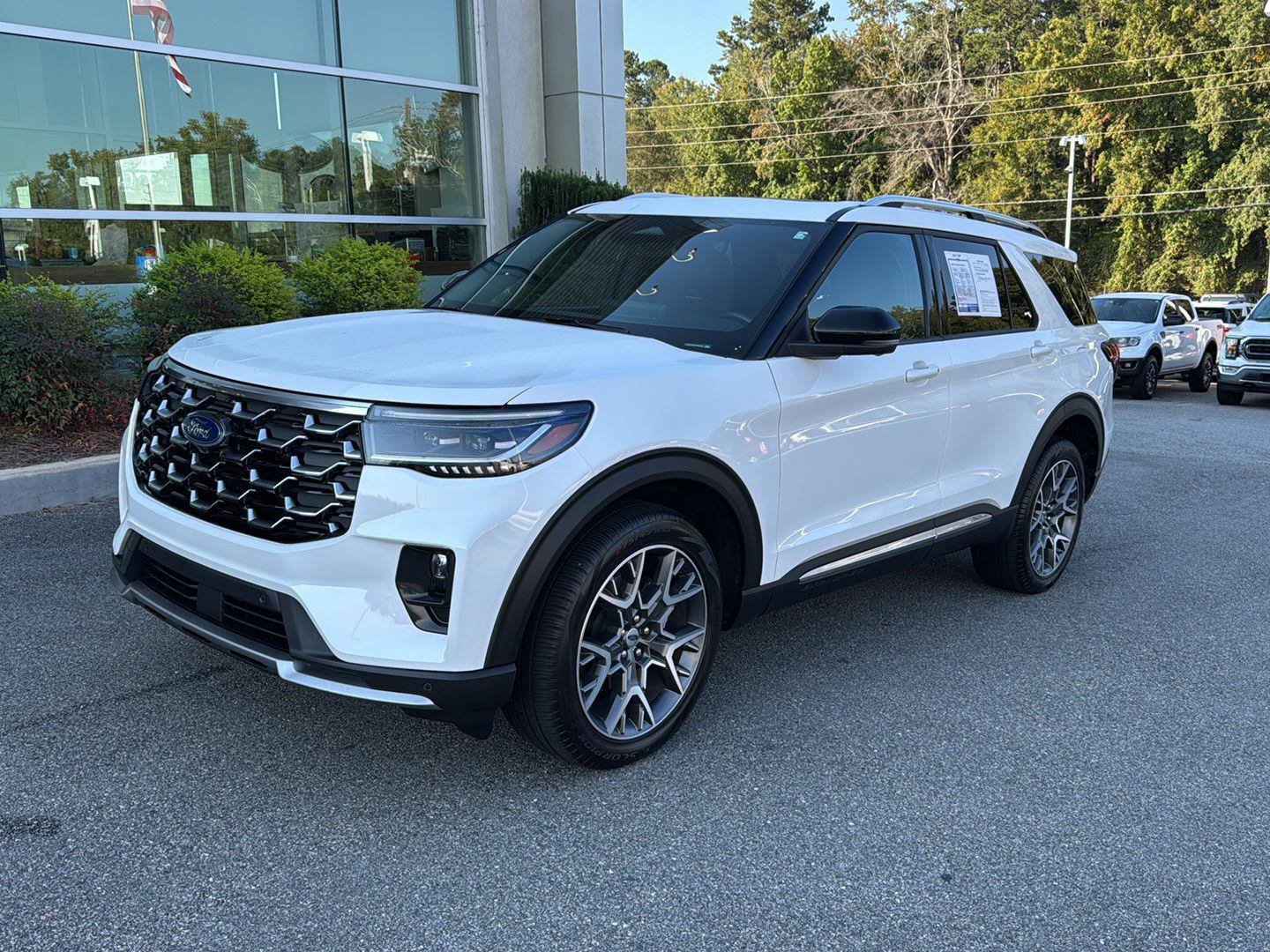 Certified 2025 Ford Explorer Platinum w/ Ultimate Package