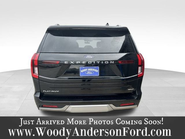 Certified 2025 Ford Expedition Max Platinum w/ Platinum Ultimate Package image 5