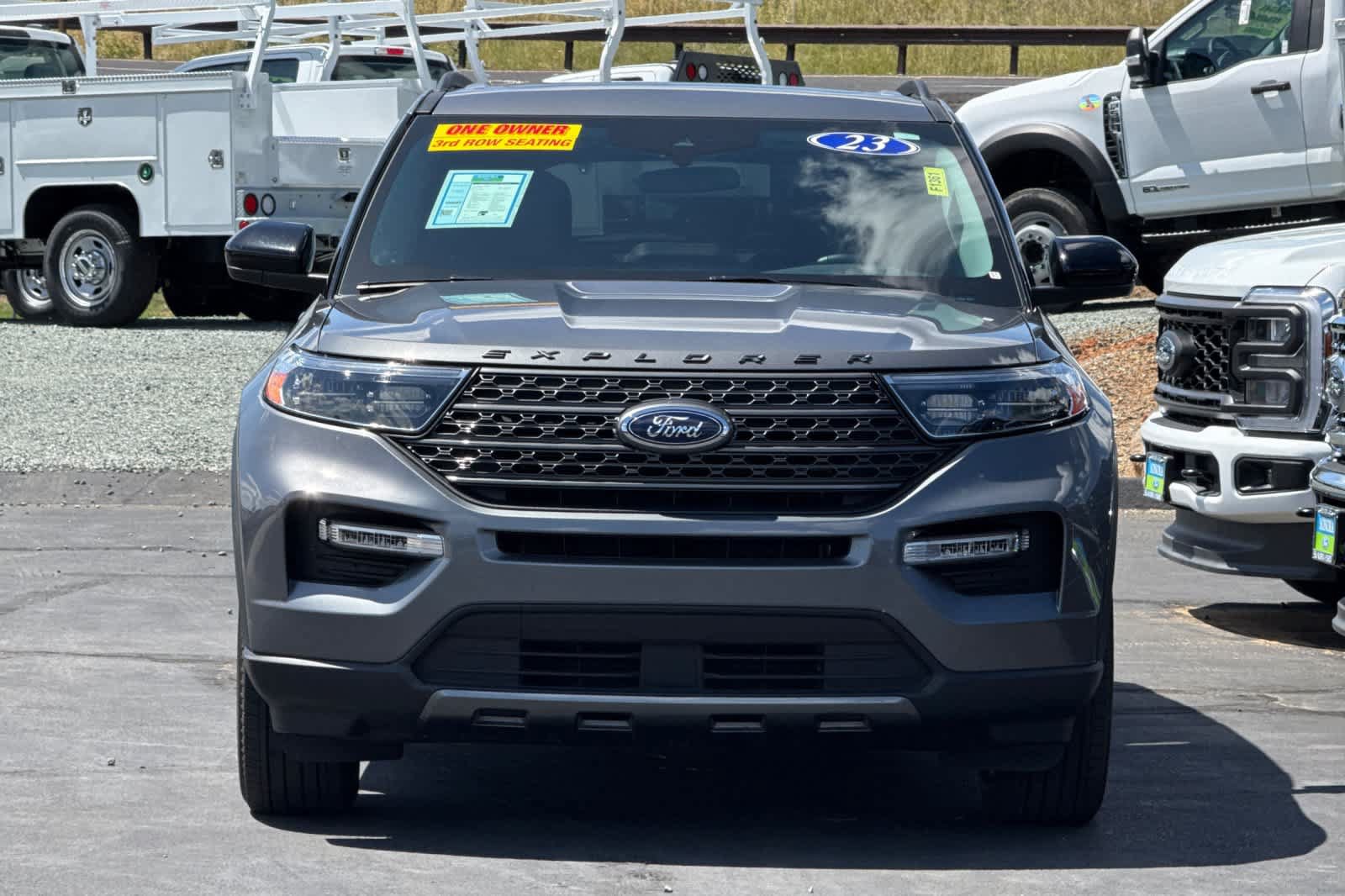 Certified 2023 Ford Explorer XLT w/ Equipment Group 202A AWD/4WD image 9