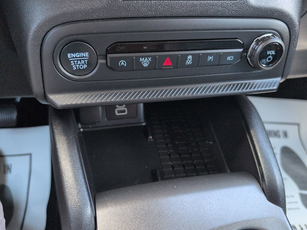 Certified 2025 Ford Bronco Sport Outer Banks w/ Outer Banks Tech Package+ AWD/4WD image 17