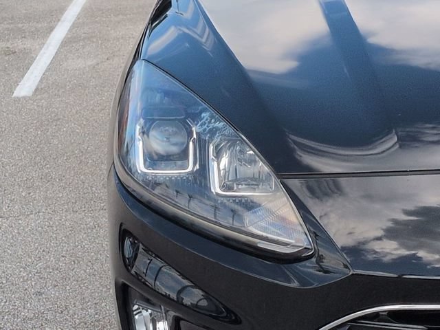 Certified 2022 Ford Escape SEL w/ SEL Stealth AWD Package image 10