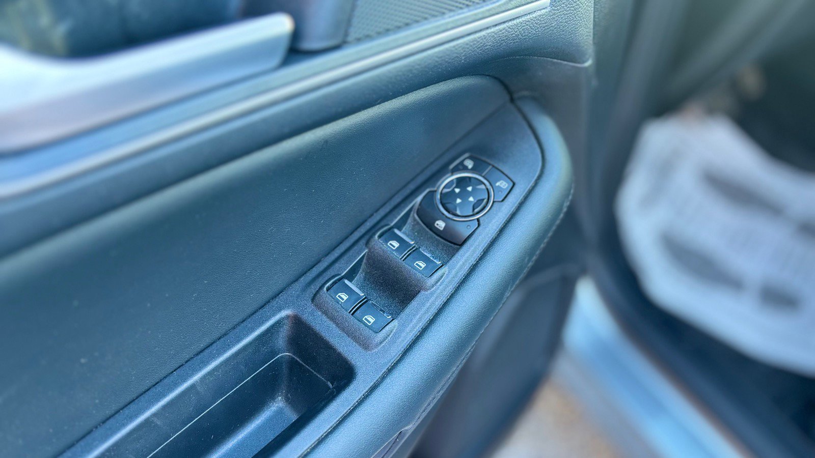 Certified 2024 Ford Edge SEL w/ Convenience Package image 26