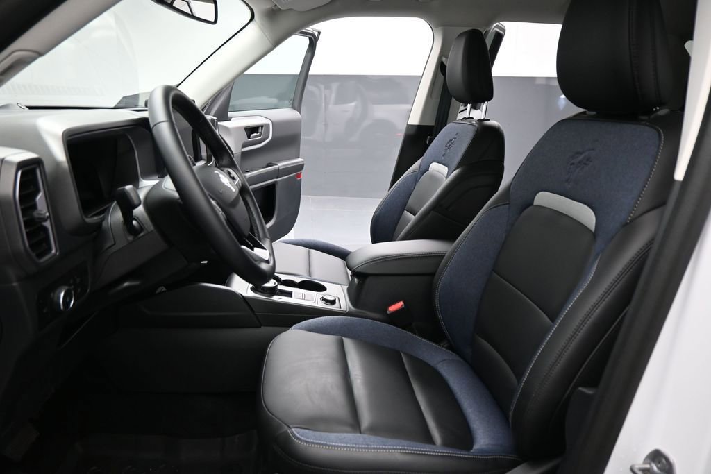 Certified 2025 Ford Bronco Sport Outer Banks w/ Outer Banks Tech Package+ AWD/4WD image 10