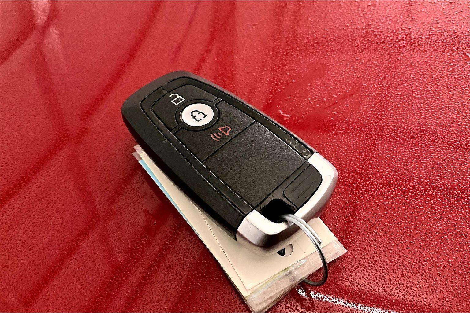 Certified 2020 Ford Escape SE Sport image 9