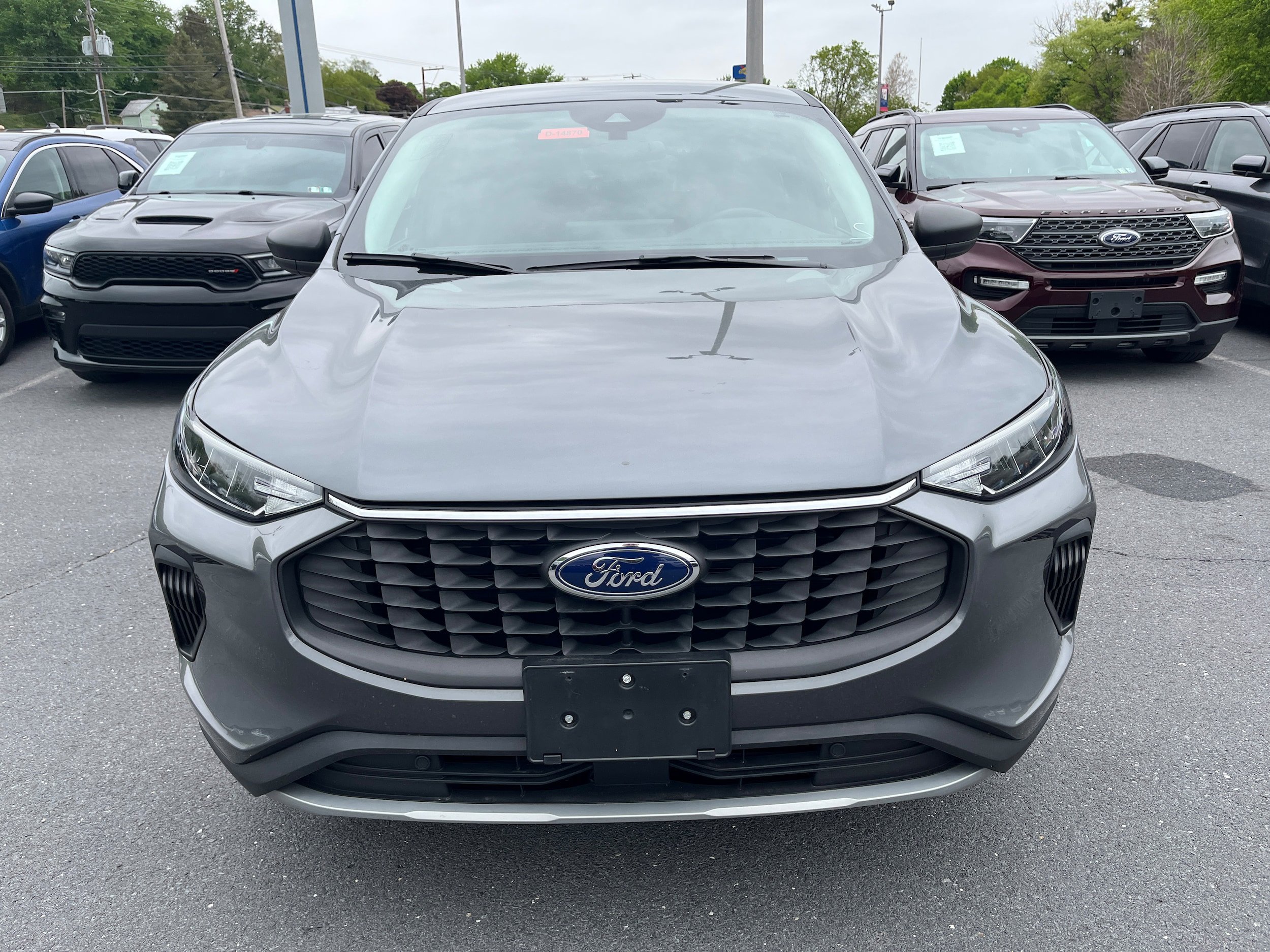 Certified 2023 Ford Escape Active w/ Tech Pack #1 AWD/4WD image 2