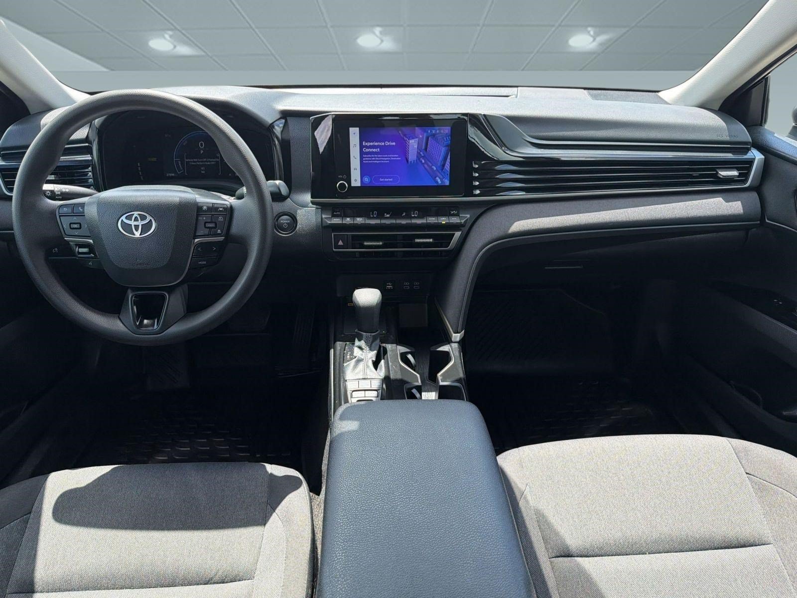 Used 2025 Toyota Camry LE w/ Convenience Package FWD image 15
