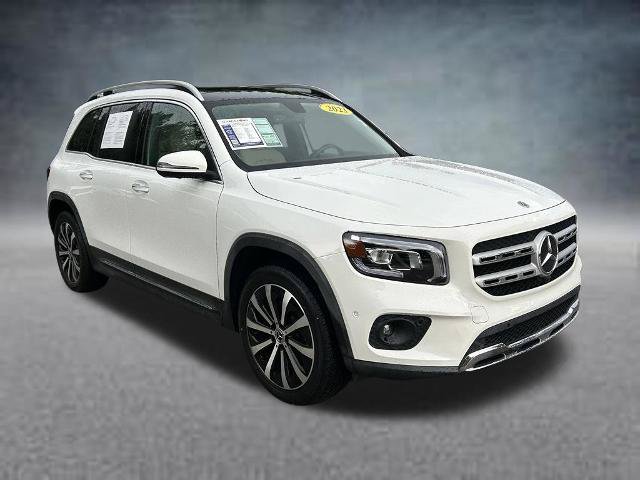 Used 2023 Mercedes-Benz GLB 250 image 3