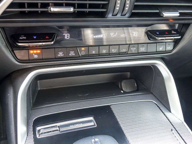 Used 2025 MAZDA CX-90 3.3 Turbo w/ Premium Sport Pkg image 19