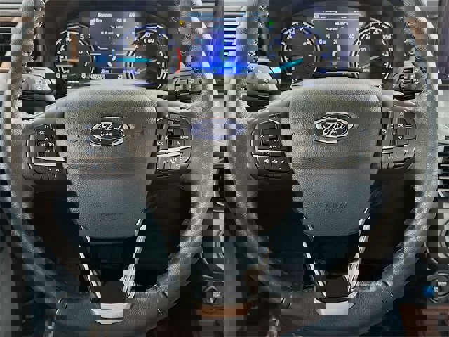 Certified 2022 Ford Maverick Lariat image 15