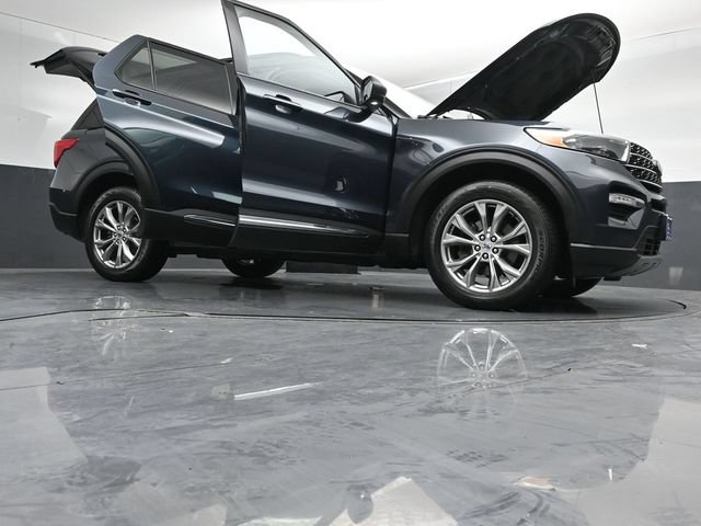 Certified 2022 Ford Explorer XLT w/ Equipment Group 202A AWD/4WD image 54