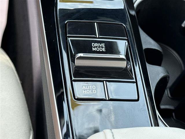 Used 2023 Hyundai Sonata SEL w/ Convenience Package FWD image 30