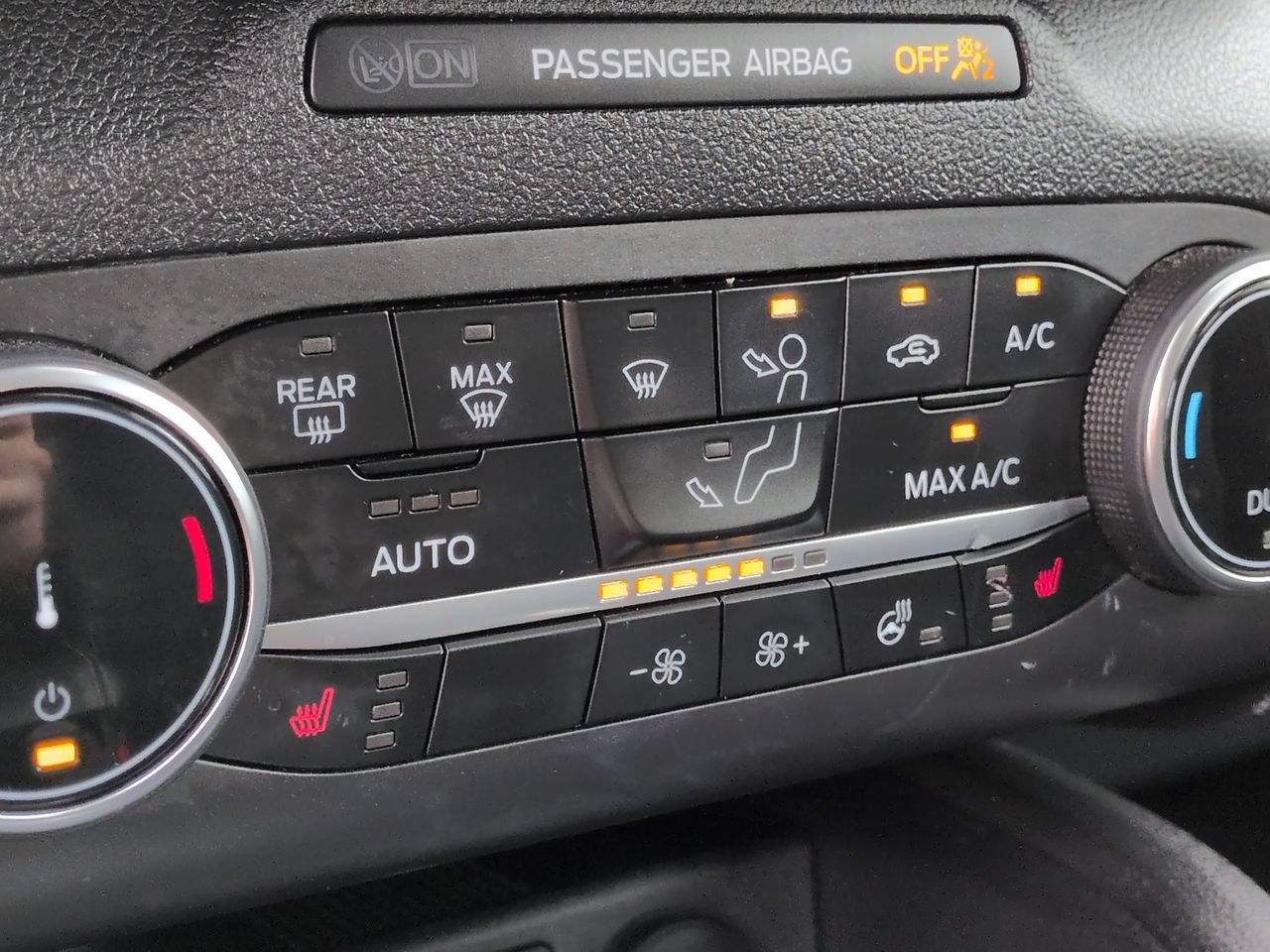 Certified 2023 Ford Escape Active AWD/4WD image 22