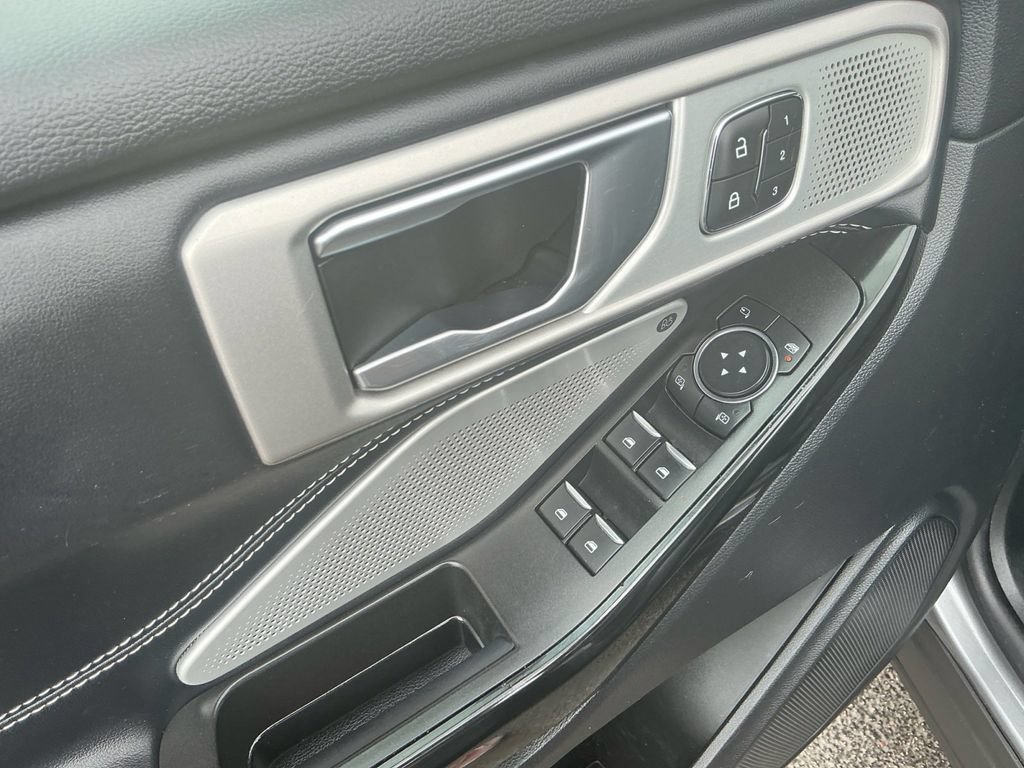 Certified 2022 Ford Explorer ST w/ Equipment Group 401A AWD/4WD image 16