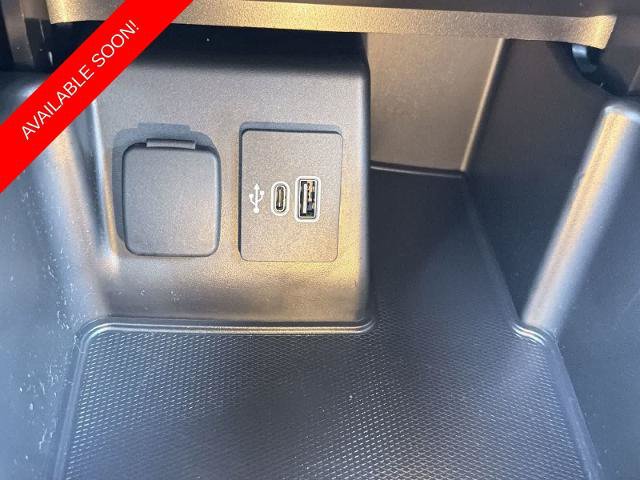 Certified 2025 Ford Explorer ST-Line AWD/4WD image 31