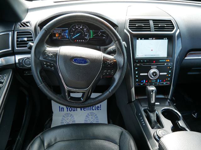 Certified 2017 Ford Explorer Limited w/ Equipment Group 301A AWD/4WD image 17