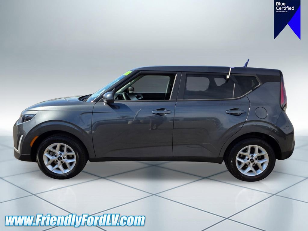 Used 2024 Kia Soul LX w/ Option Group 015 FWD image 4