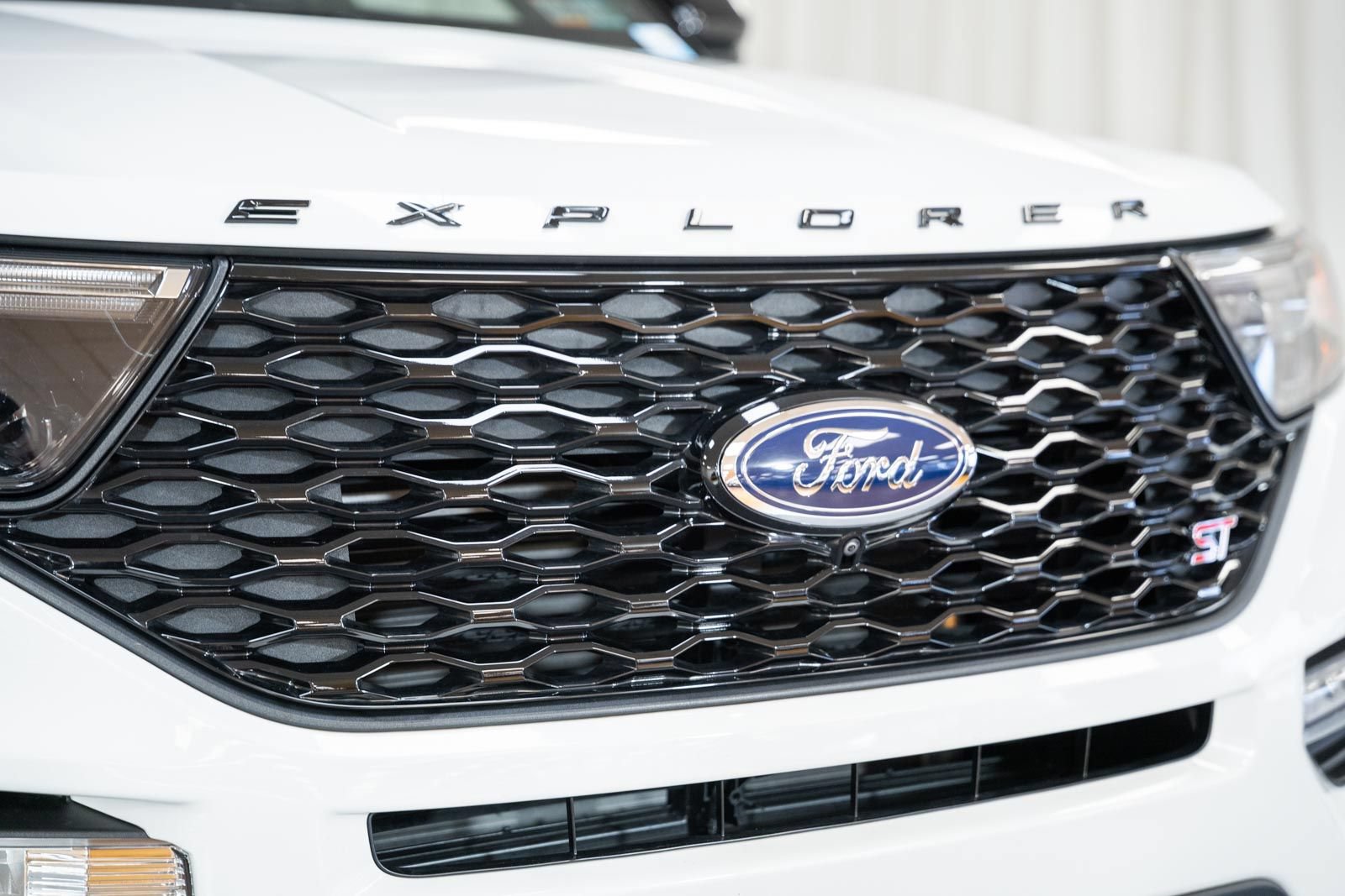 Certified 2023 Ford Explorer ST w/ Equipment Group 401A AWD/4WD image 12