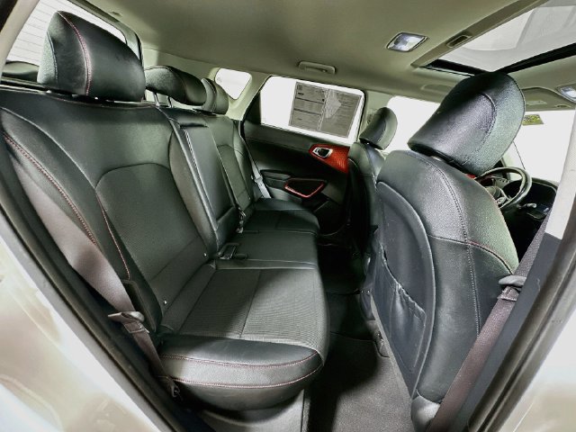 Used 2020 Kia Soul GT-Line Turbo FWD image 34
