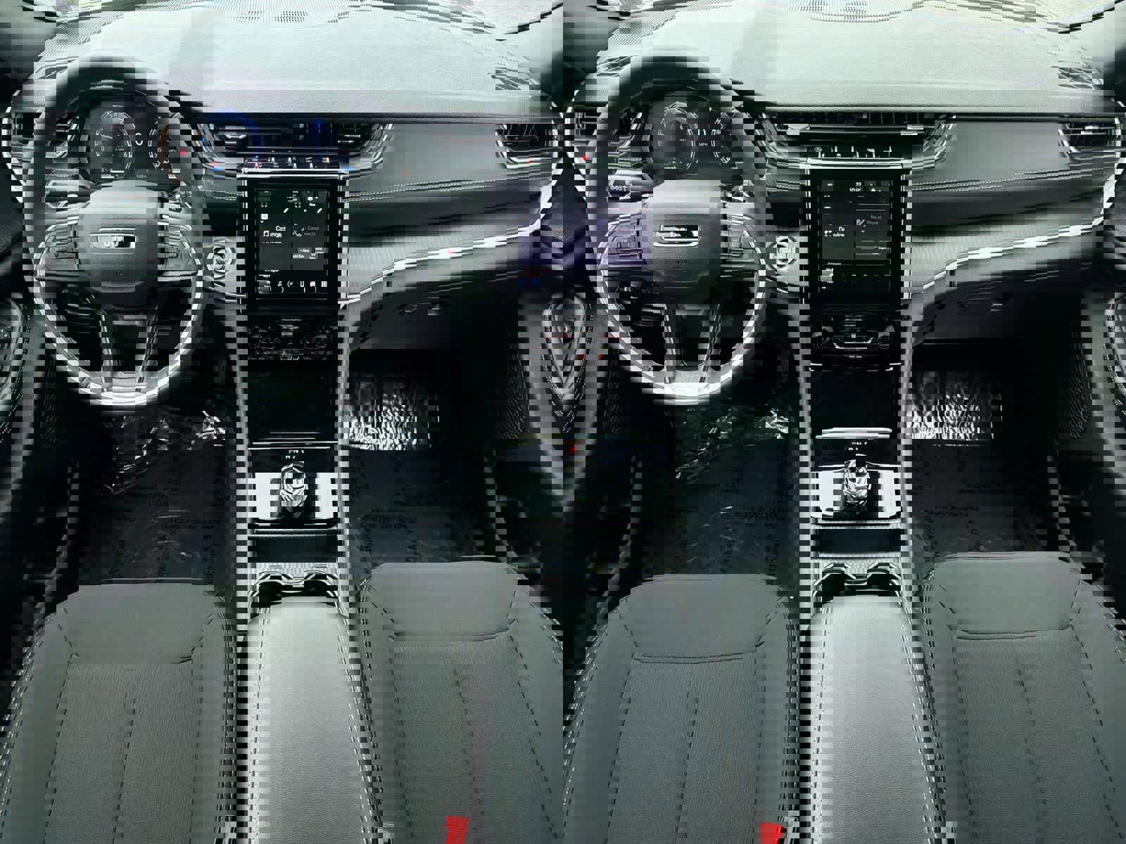 Used 2025 Jeep Grand Cherokee Laredo X image 16