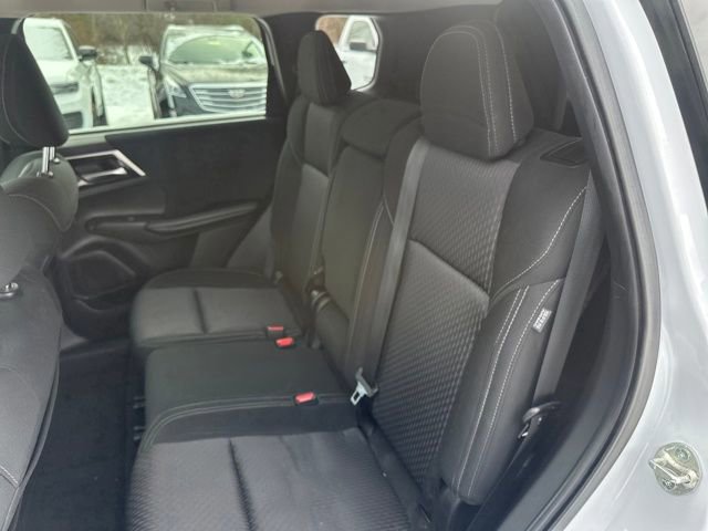 Used 2022 Mitsubishi Outlander ES image 28